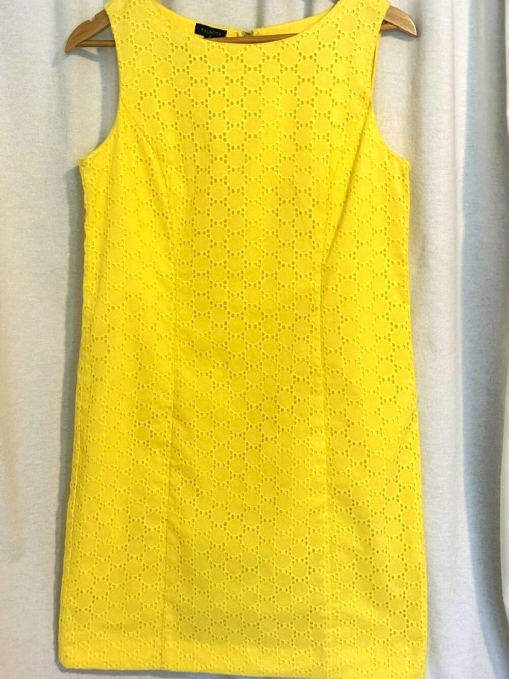 Talbots Cotton Sleeveless Crochet Lace LinedSheath Dress, Butter Yellow,Size 8.